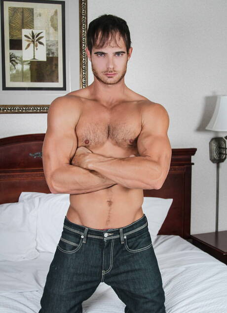 American hairy stud Dennis West and tough guy Evan Marco in hot ass bang