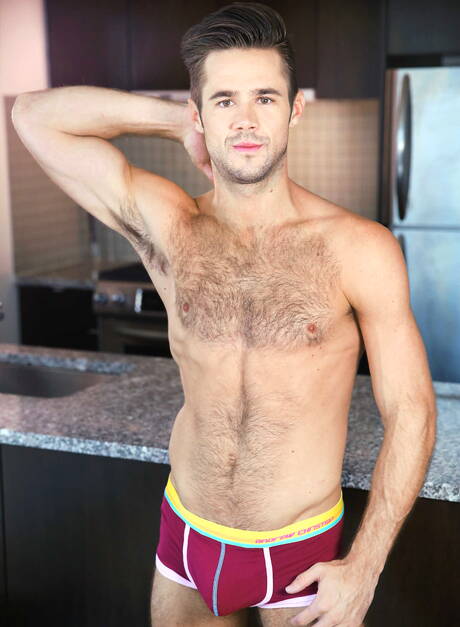 Famous americans, well-built Adam Bryant and hairy stud Mike De Marko sucking and screwing each other in the kitchen