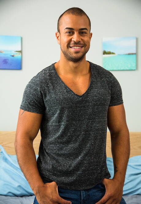 American well-built Connor Halsted and beefy Julian Grey fuck interracial ass after sucking cock