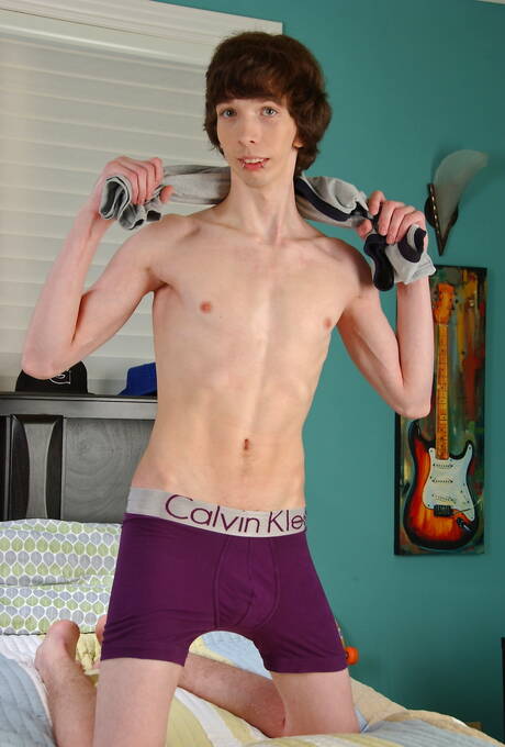 Young Twink Pics