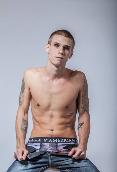 Blonde Twink Pics
