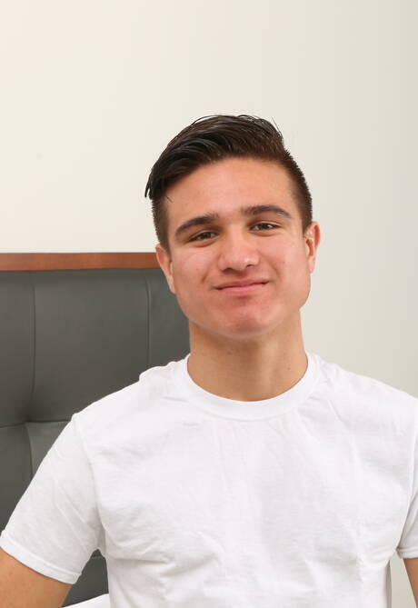 Twink Posing Pics