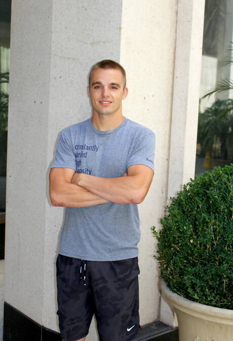 Twink Undressing Pics