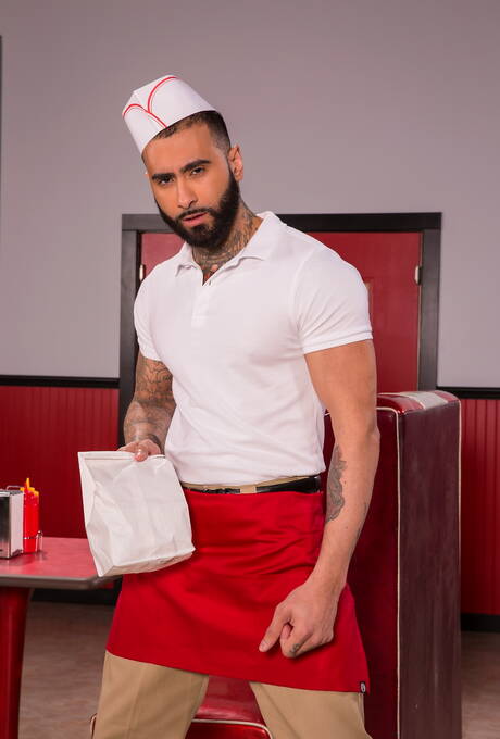 Puerto rican muscular Rikk York and american muscular Michael Roman fuck ass after sucking