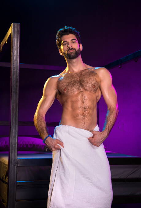 American otter Tegan Zayne and portuguese superstud Hector De Silva in hot anal sex with fisting