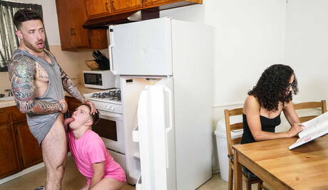 Twink Sex in Kitchen Pics