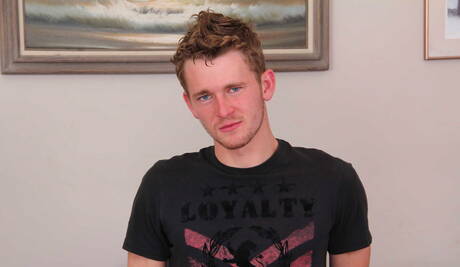 Husky guy Cole Brooks and american tough guy Ryan Evans have a hot sex with fisting