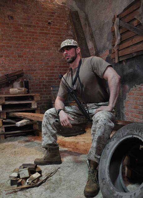 American well-built Damien Crosse and spanish gay bear Scott Carter fuck ass after sucking dick