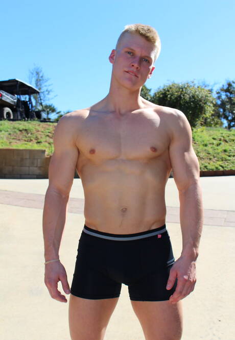 Two american guys muscular Bradley Hayes and stud Blake Effortley have a good sex outdoor