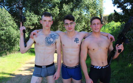 Twink Outdoor Pics