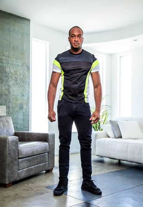 Black strongman Trent King and ebony well-built Adrian Hart in hot homosexual scene