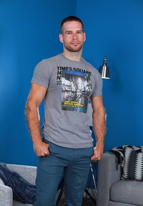 Shameless buddies Justin Matthews, David Skylar and Jim Fit sucking and fucking each other