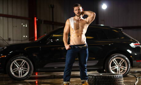 Pretty american boys bodybuilder Paul Wagner and strongman Felix Fox in hot homosexual action