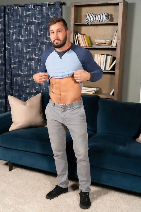 Sexy Isabella Nice, Buck Richards and Jeff Powers in bisexual 3some fuck