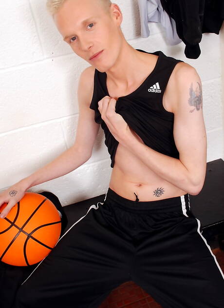 English young dude Kai Alexander and twink Lex Blonde banged each other