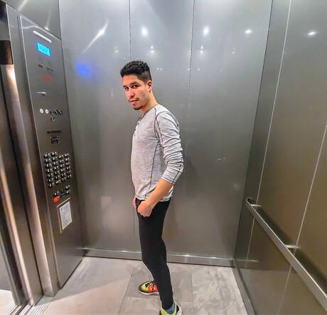 Hunk Jay Roman and canadian husky guy Romeo Davis fuck ass after sucking