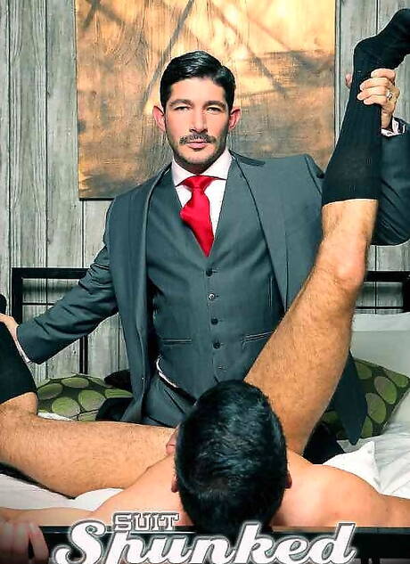 American tough guy Johnny Hazzard and cypriot well-built Leo Domenico have a hot couple sex