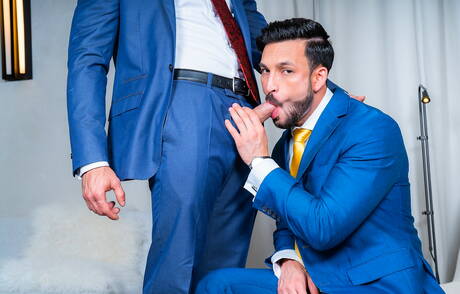 Well-built Javi Gray and stud Marcos Oliveira fuck after blowjob