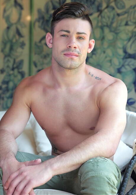 Strongman Flex and well-built Ricky Blue sucking and fucking each other outdoor