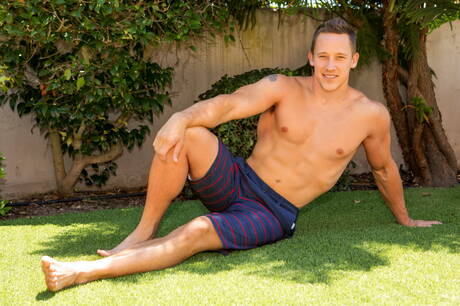 Stud Kellin and husky guy Chase fuck ass after sucking cock at the pool