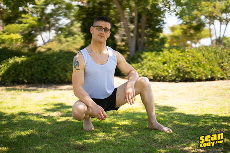 Beefcake James posing nude and showing hot ass outside