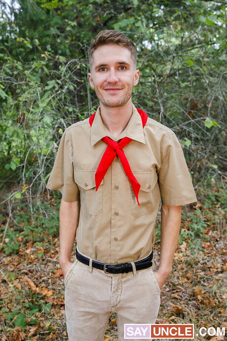 Sexy americans, pretty boy Cyrus Stark and young Colton Mckeon fuck ass after sucking cock outside