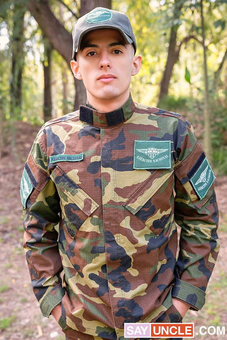 Latin young dude Sly Conan and young Nathan Gulit fuck ass after blowjob outside