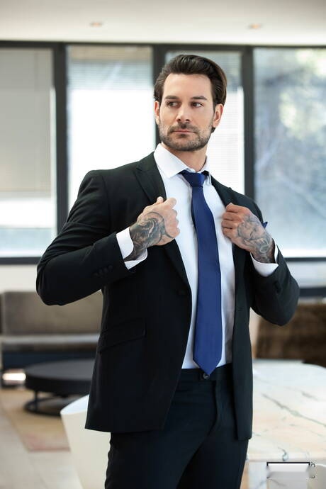 Hot americans, muscular Papi Kocic and bull Adam Franco sucking and screwing each other