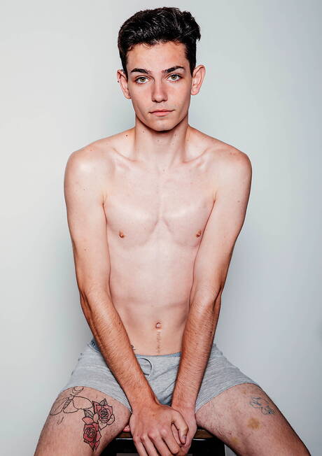 Nice american boys hot twink Eli Bennet and well-built Kane Fox make a love