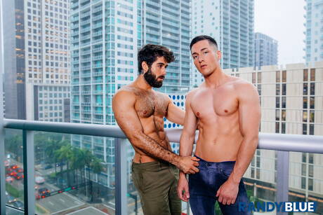 Latino beefy Diego Sans and american husky guy Tristan Hunter fuck ass after sucking