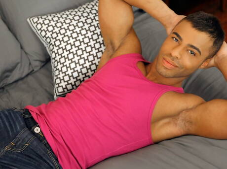 English hunky guy Gabriel Cross and black muscular Micah Brandt have a hot interracial sex