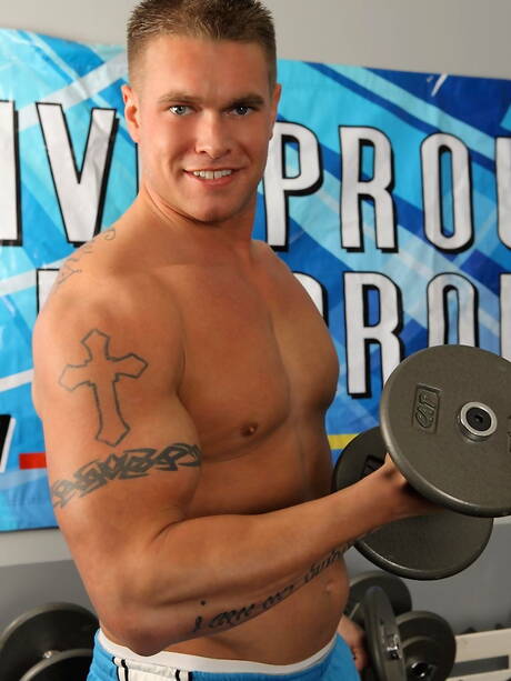 American pornstars gorgeous boy Bryce Tucker and sensual buddy Jay Stone have a good oral sex