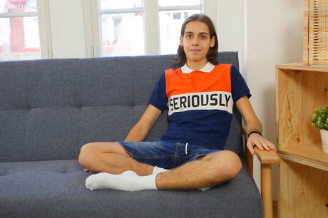 Pretty boy Jake Olsen posing naked