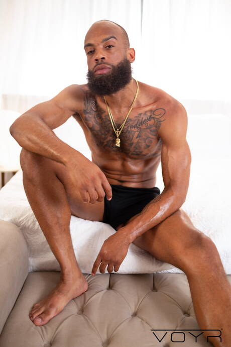 Hot buddies Sandrias, Sonny Blonde and Tommy Muse have a good threesome sex